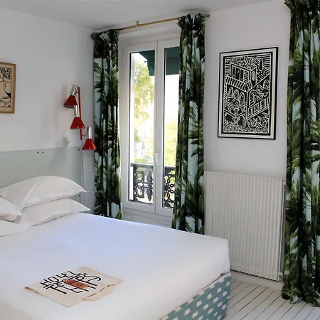Du Temps Hotell 3*