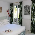 Du Temps Hotel 3*