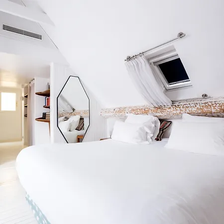 Du Temps 3* باريس