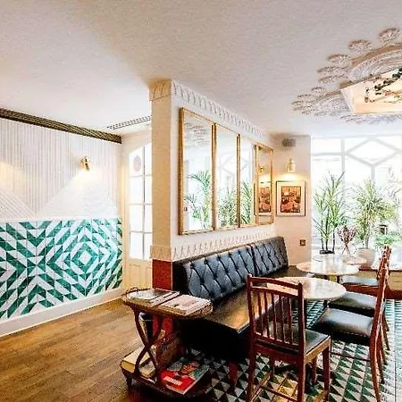 Hotel Du Temps Parigi